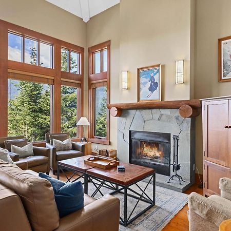 Taluswood The Heights 18 | Mountainside Townhome W/ Ski Access, Hot Tub, Tranquil Views Вістлер Екстер'єр фото