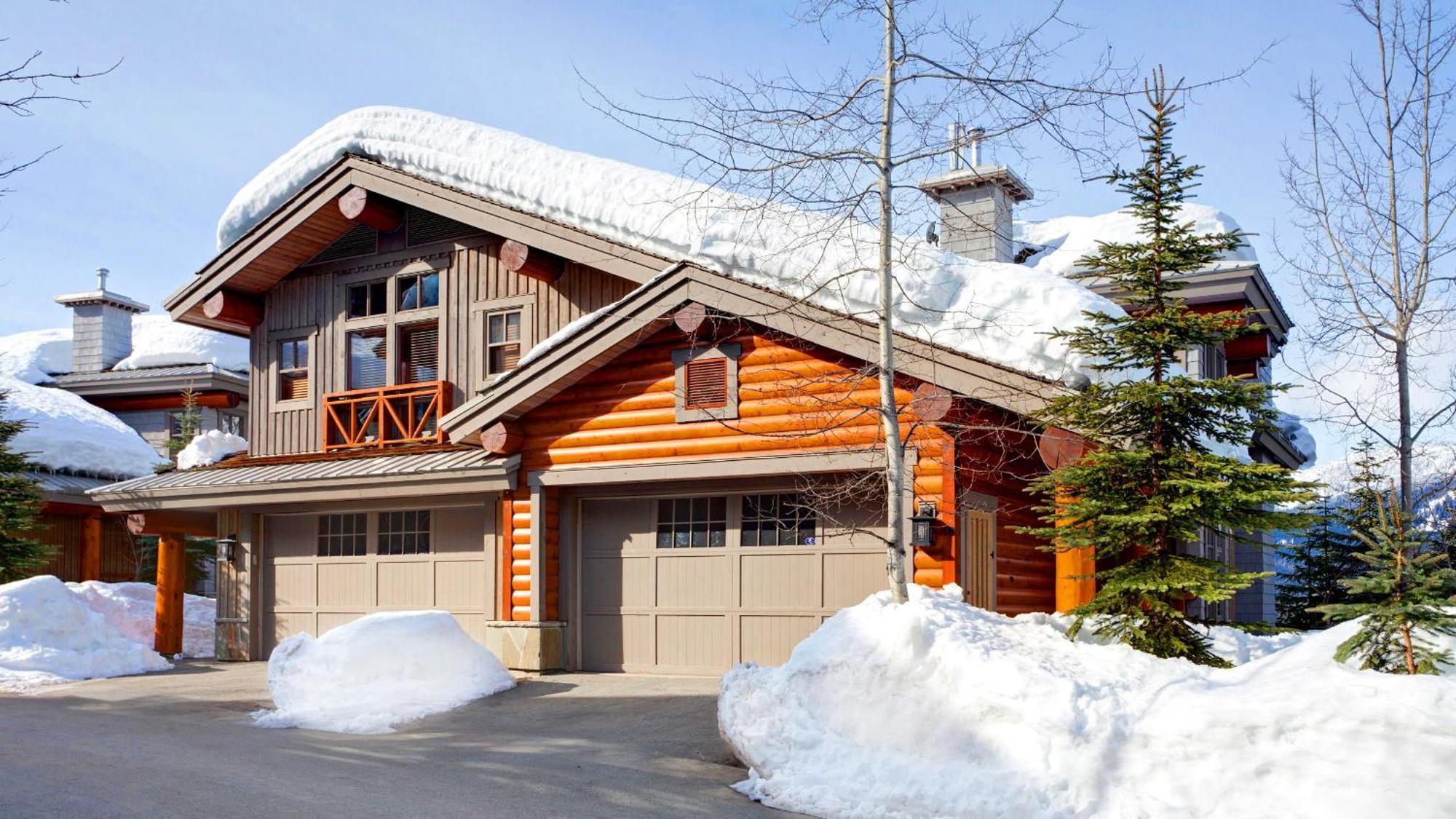Taluswood The Heights 18 | Mountainside Townhome W/ Ski Access, Hot Tub, Tranquil Views Вістлер Екстер'єр фото